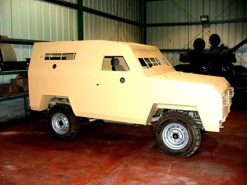 Бронированный УАЗ Лаура 19771