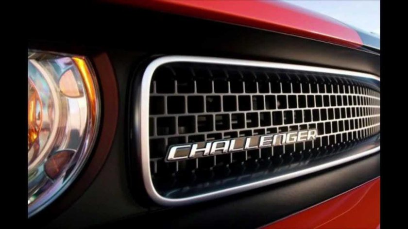 Решетка радиатора dodge Challenger