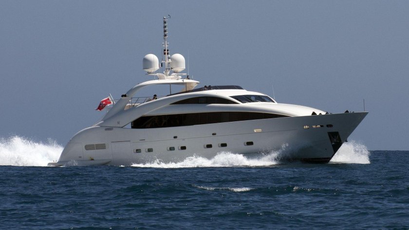 Isa Sport 120 Yacht 38m