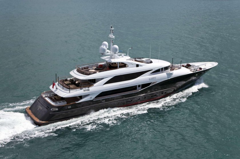 Яхта Isa Classic 65