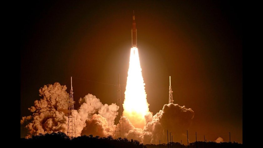 Старт космической ракеты мыс Канаверал