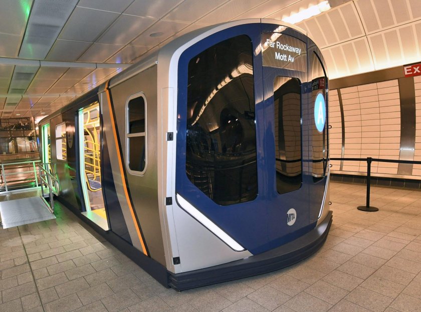 Метропоезд r160