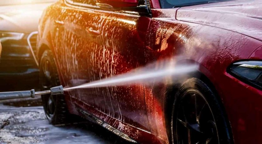 Бесконтактная мойка автомобиля