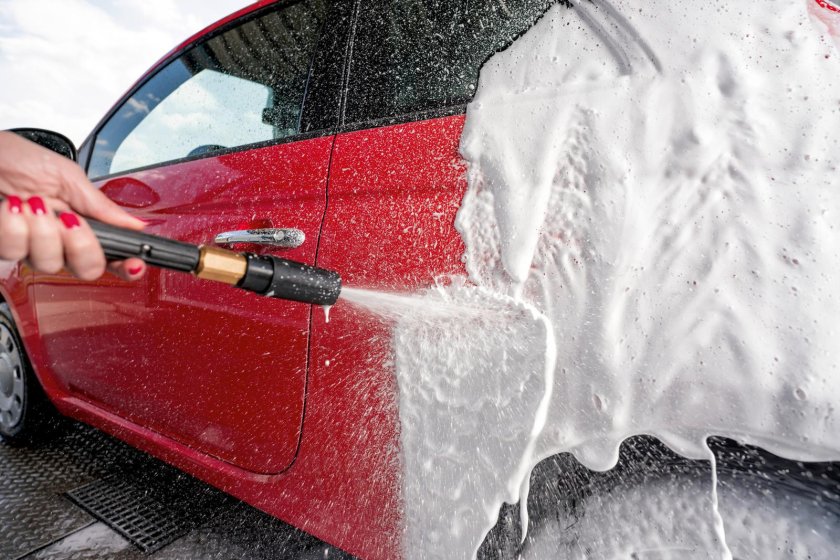 Бесконтактная мойка карчер