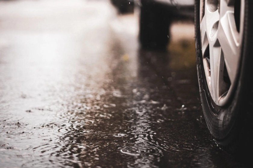 Мокрый асфальт