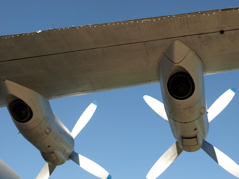 АН 12 закрылки