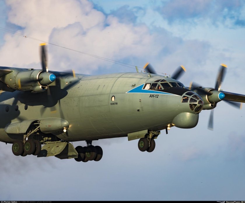 АН-12 ВВС СССР