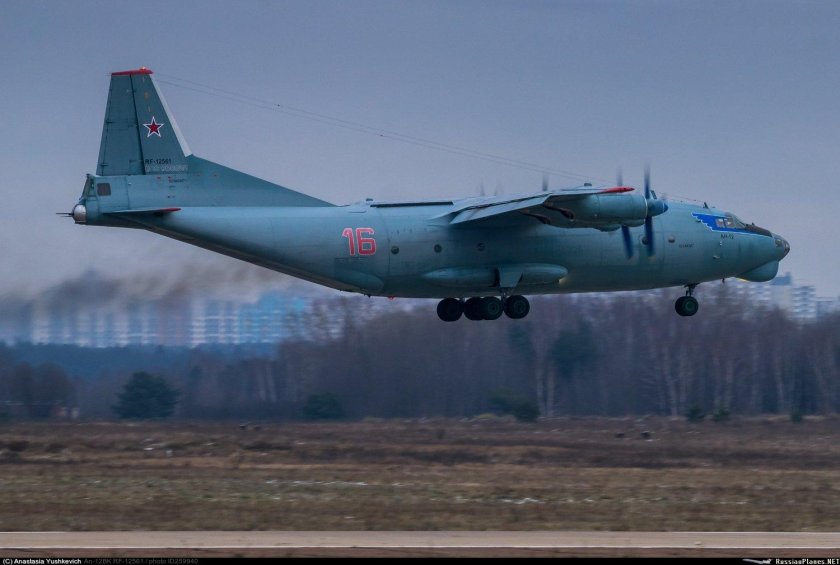 АН-12 ВВС СССР