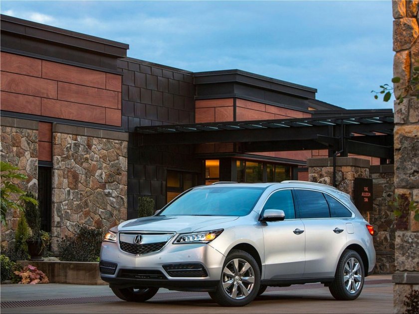 Акура МДХ 2015