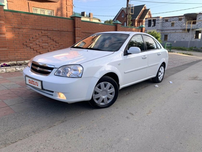 Chevrolet Lacetti 2010 седан
