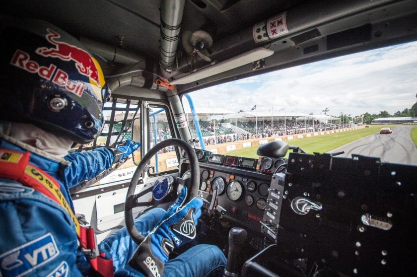 КАМАЗ 4326 кабина