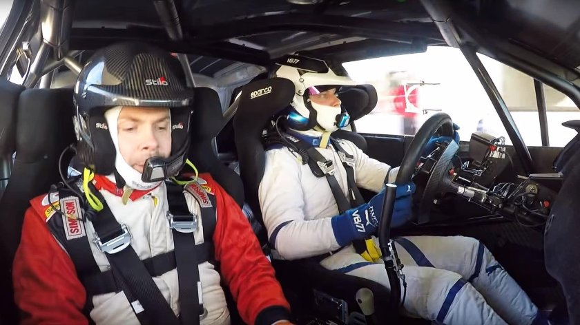 Пилот и Штурман в кабине на ралли