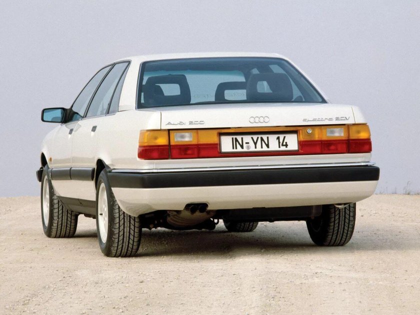 Ауди 200 quattro