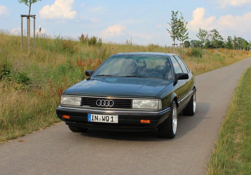 Audi 200 c3