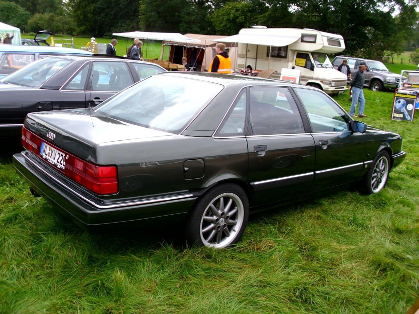Audi 200 c3