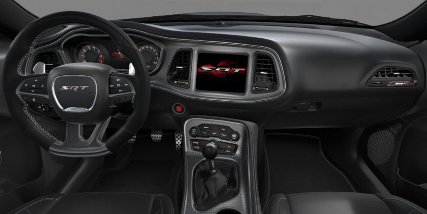 Dodge Challenger 2022 салон