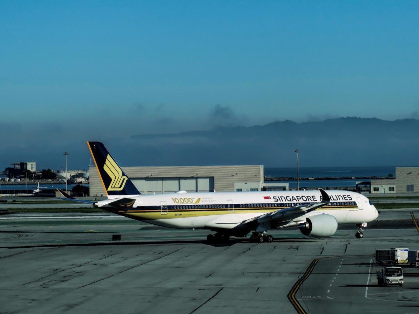 Желтый Боинг