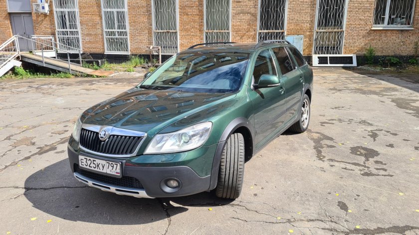 Skoda Octavia Scout a5