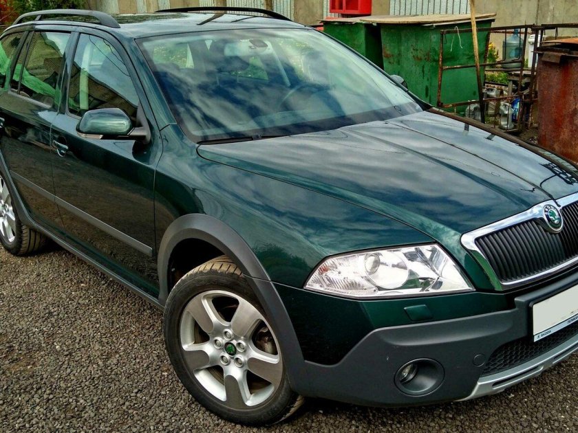 Шкода Октавия Скаут 2007