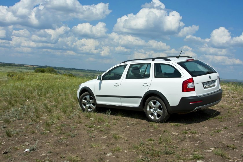 Шкода Скаут 2008