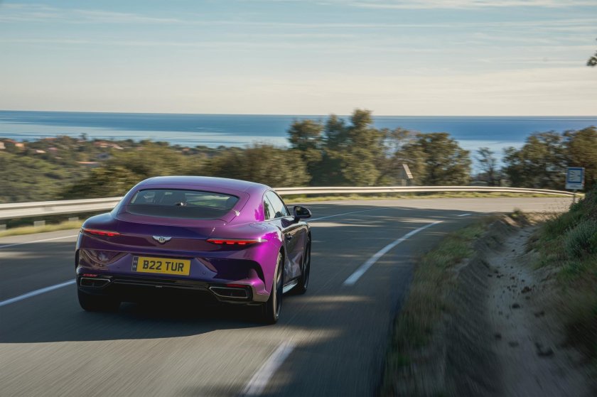 Бентли Батур