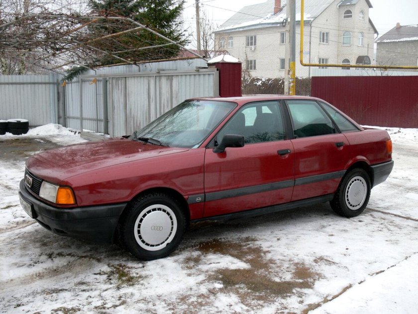 Audi 80 b3 Red