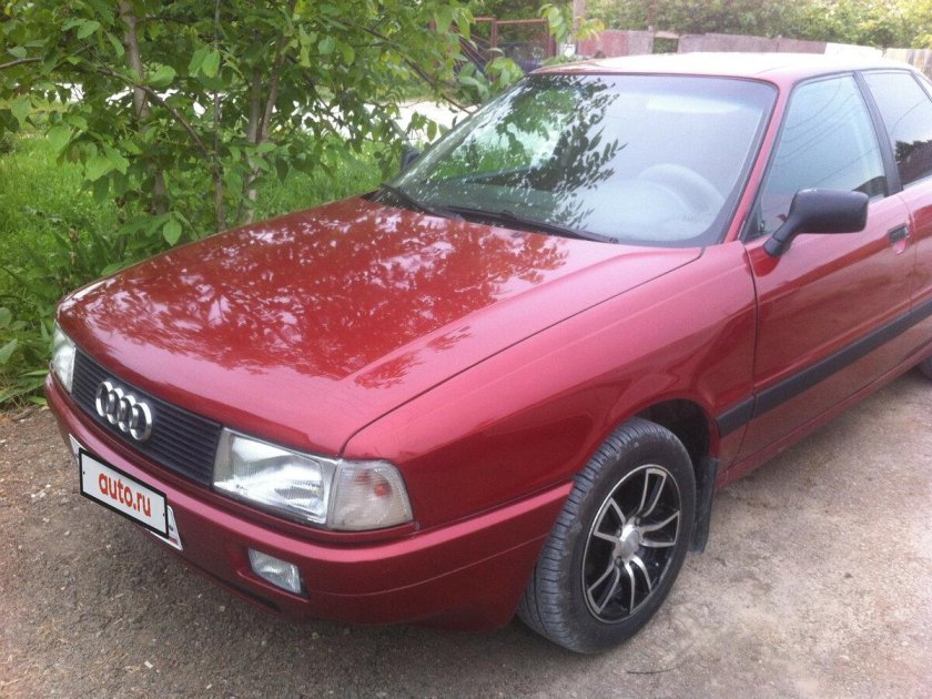 Audi 80 b3 Red