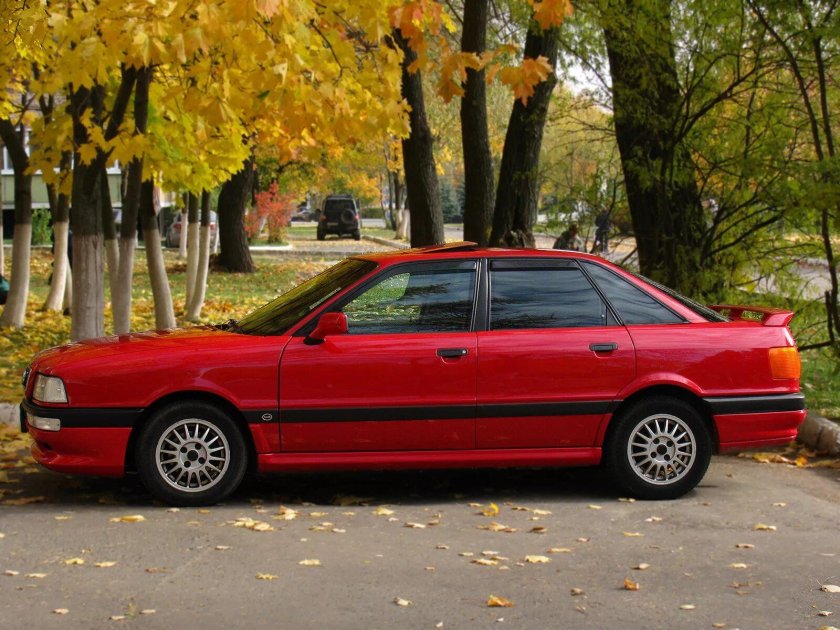 Ауди 80 б3 красная
