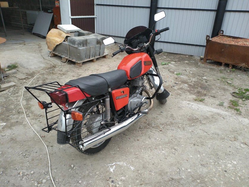 Багажник на ИЖ Юпитер 5