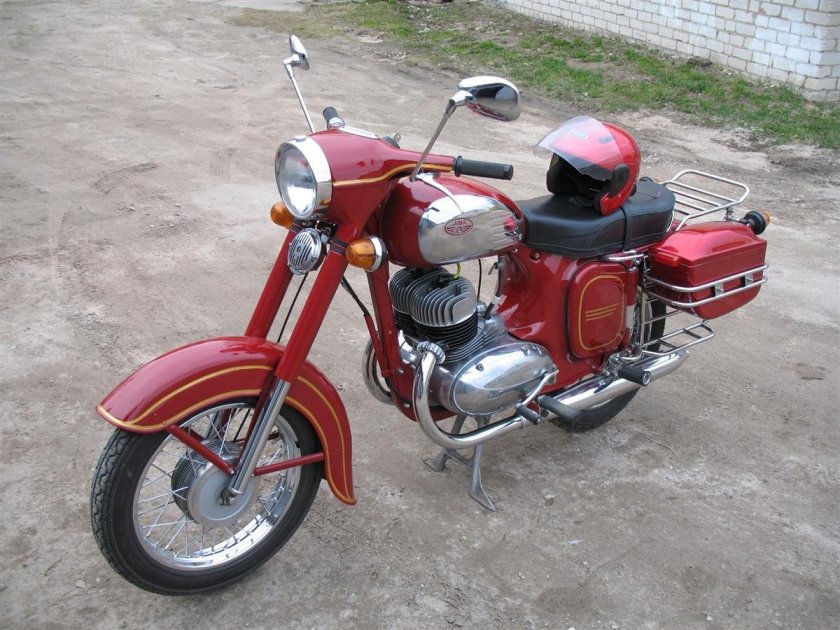 Мотоцикл Ява 350 старушка