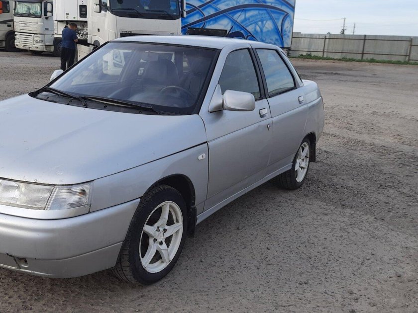 Ваз lada 2110 2004