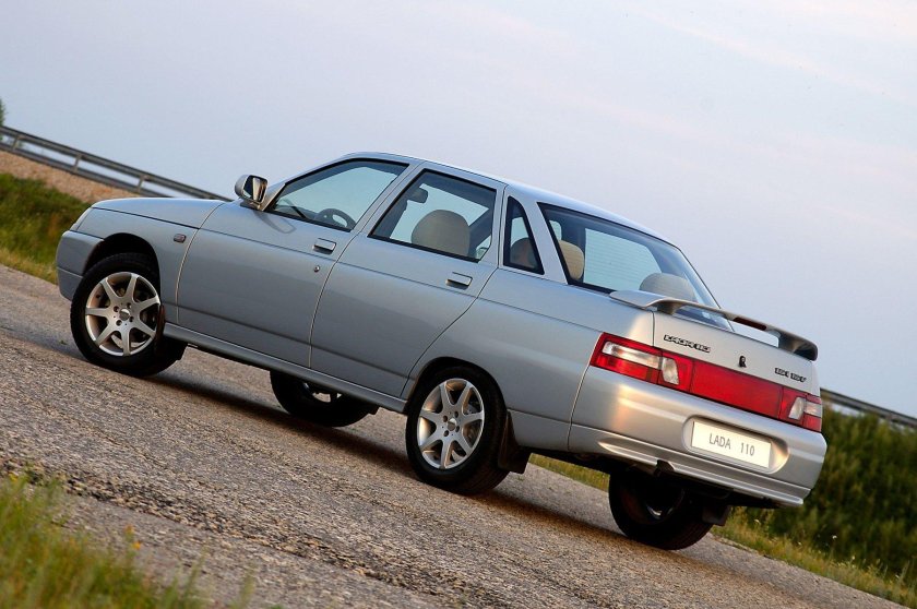 Lada 110