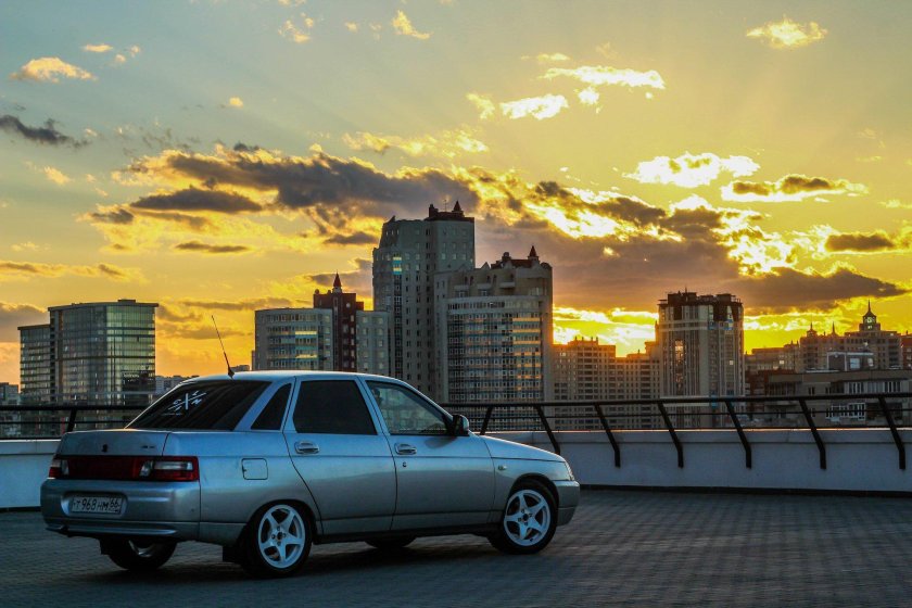 Лада Приора 2110