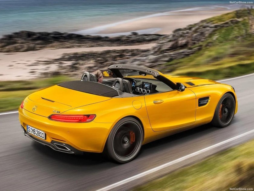 Mercedes AMG gt s Roadster