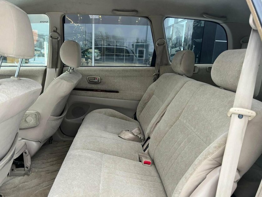 Toyota gaia 1998 2004