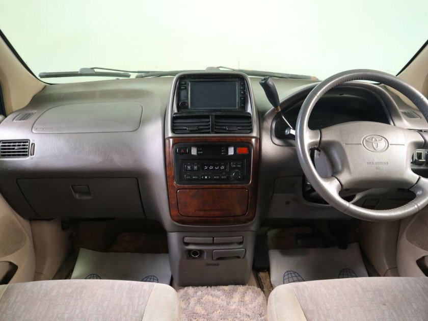 Тойота гайя 1999