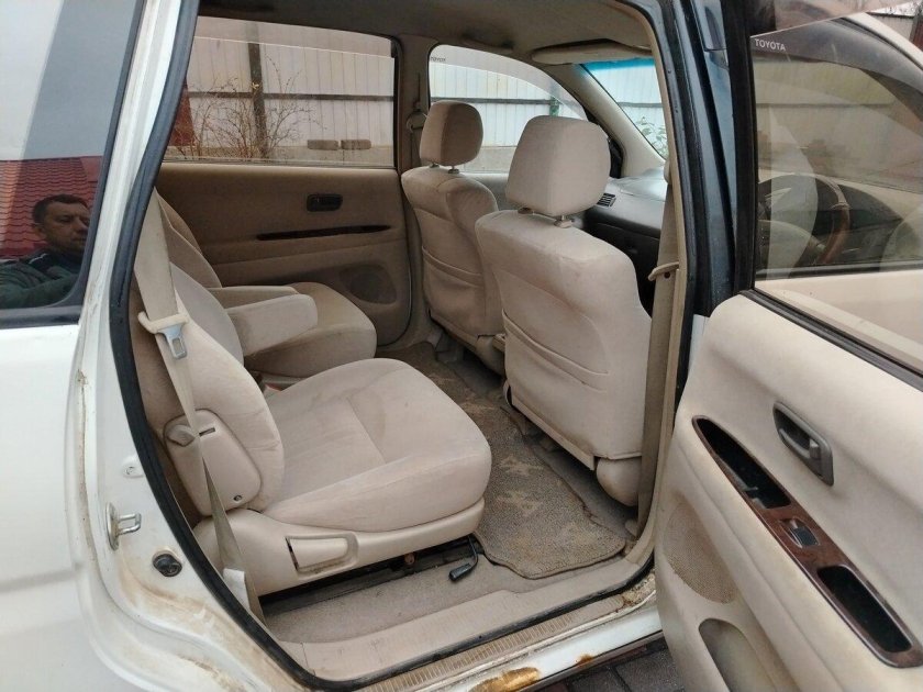 Toyota nadia 2001 салон