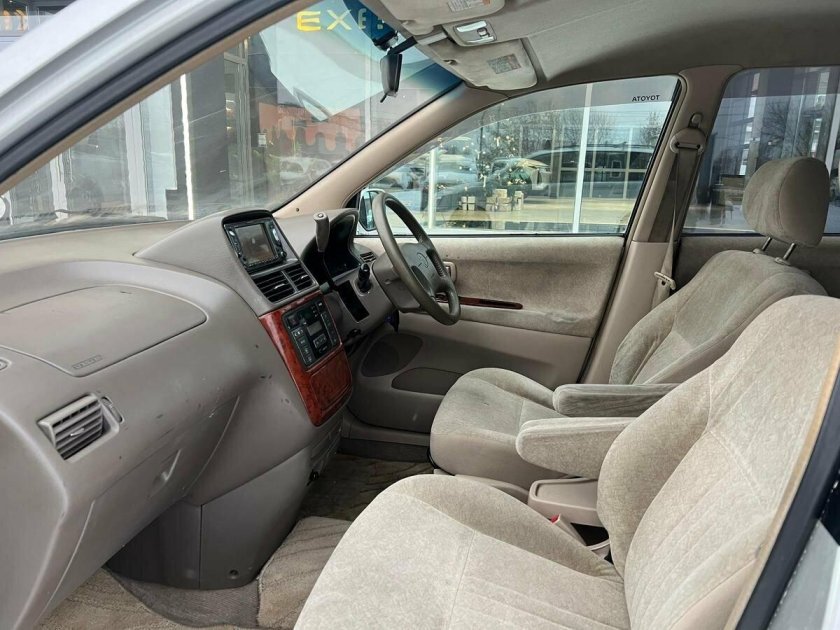 Toyota nadia 1998 2003