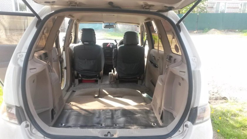 Toyota Gaia 1998 салон