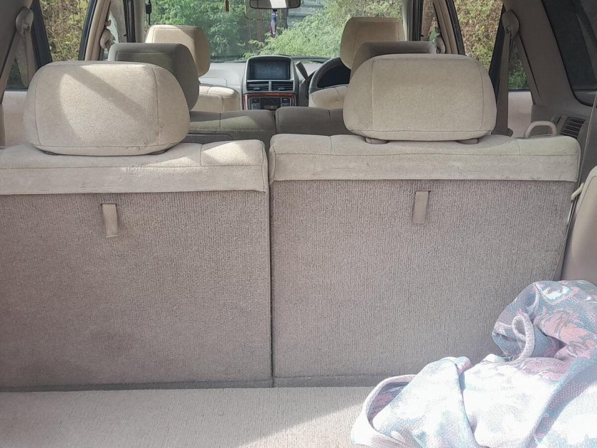 Трансформация салона тойота исис