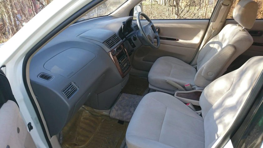 Toyota Gaia 1998 салон
