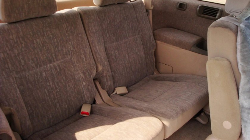 Тойота Ипсум 3 ряд сидений