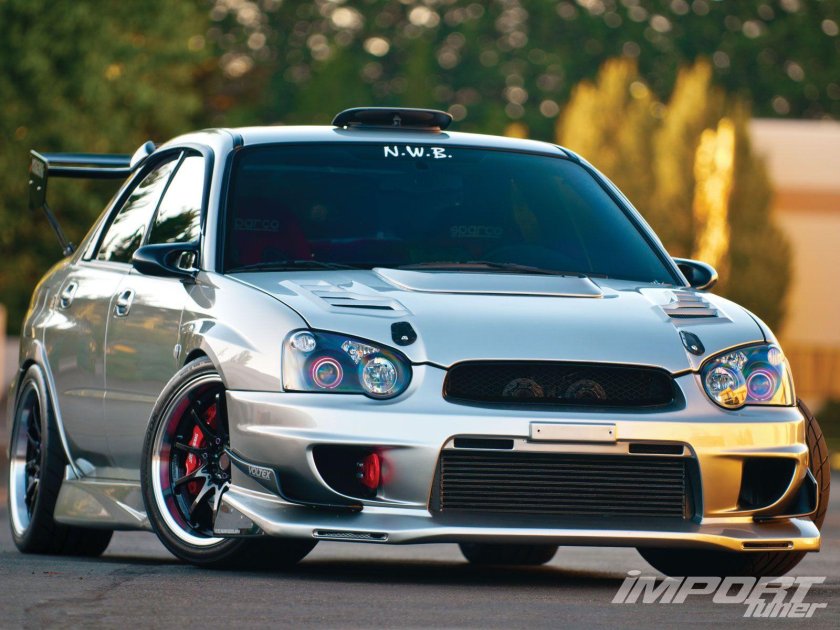 Субару Импреза WRX STI