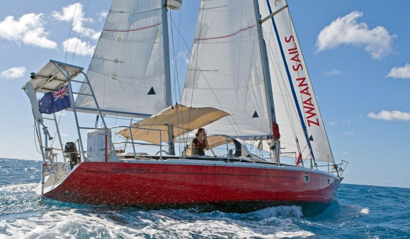 Яхта Jeanneau Gin Fizz Ketch 38