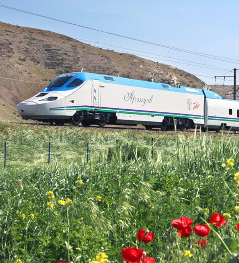 Поезд Афросиаб Узбекистан