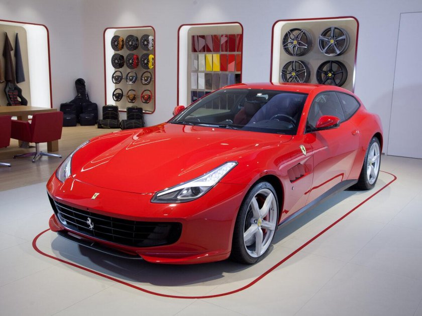 Феррари gtc4lusso