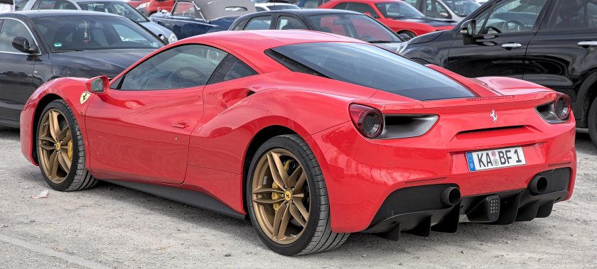 Ferrari 488