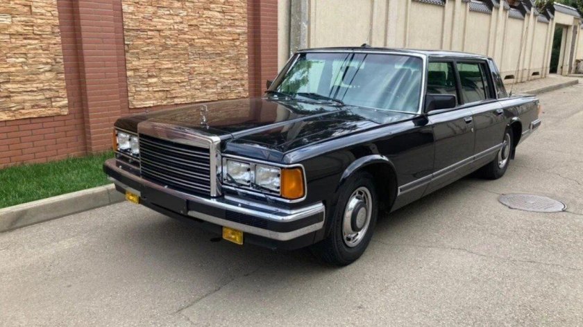 ЗИЛ-41041 седан