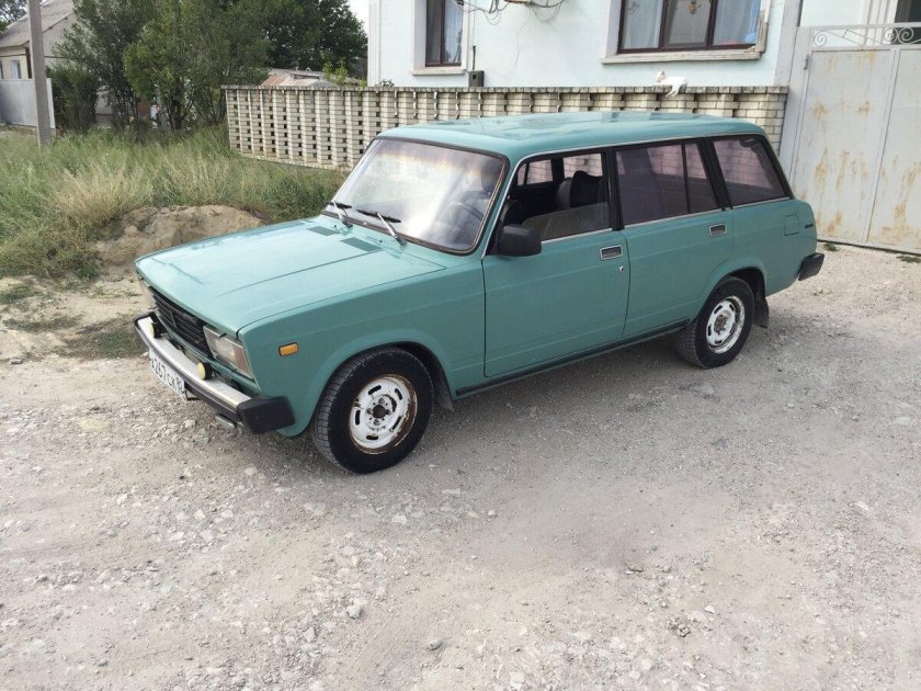ВАЗ 2104 1985