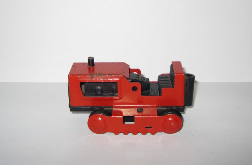 Трактор Петруша игрушка